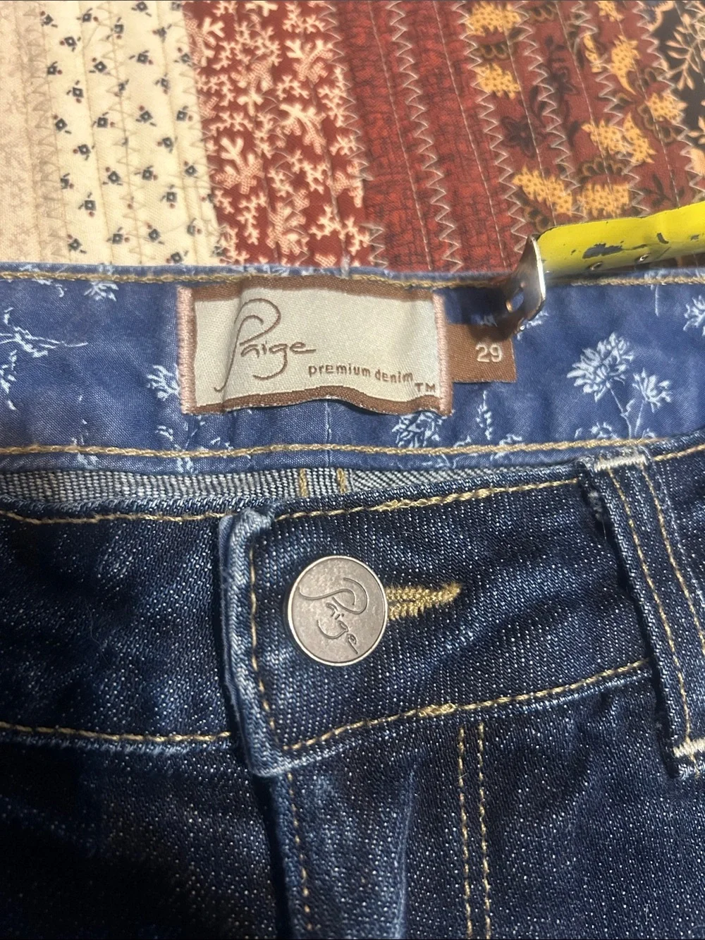 Paige Denim Hollywood hills Cutoff Jeans